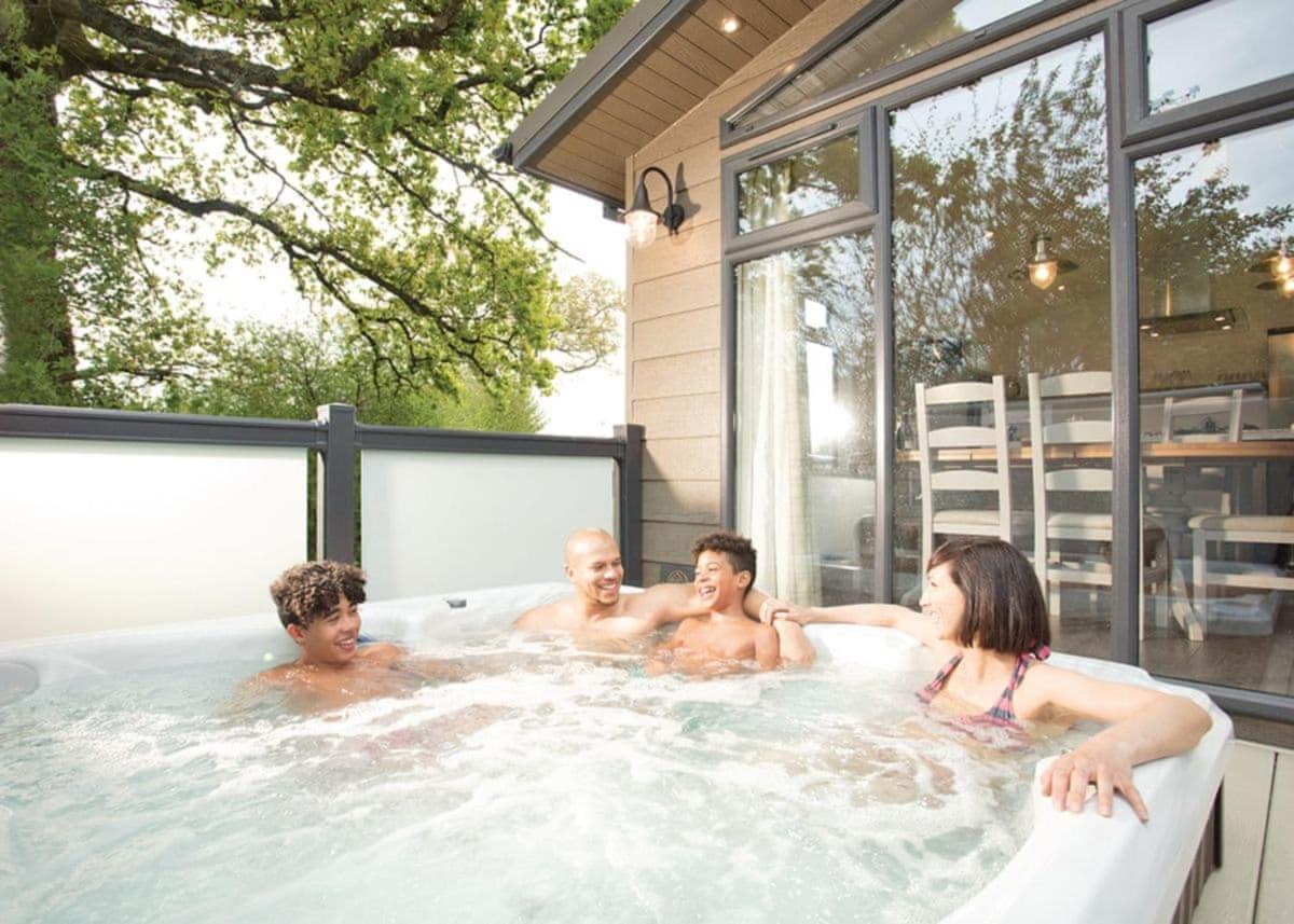 Hawkchurch Resort And Spa Экстерьер фото